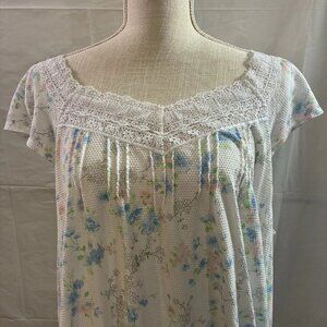 VNTG 80s Earth Angels Nightgown White/Floral Comfy Soft, Lace Collar, Cap Sleeve